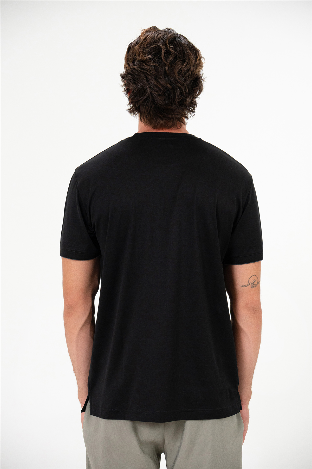 Bisiklet Yaka Önü Rubber Baskılı Erkek T-shirt