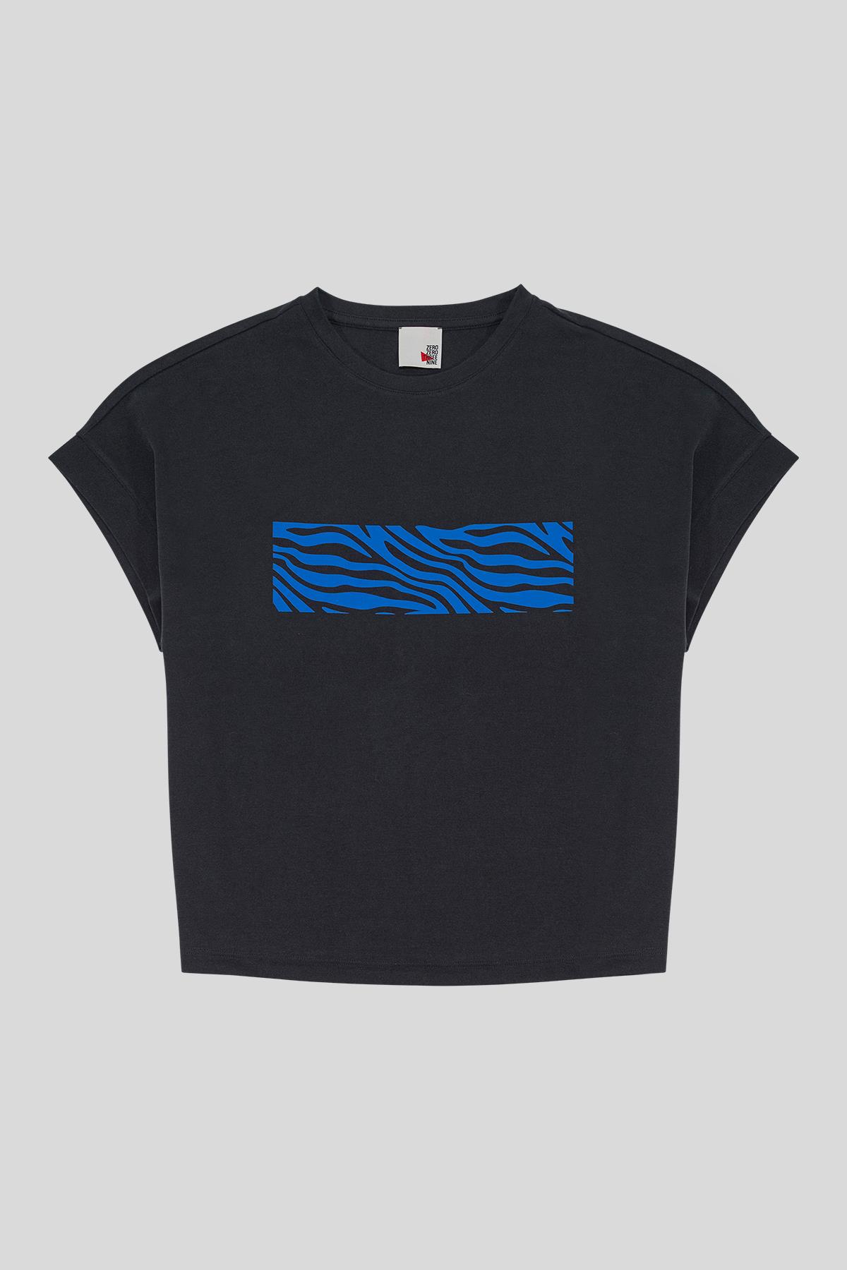 Bisiklet Yaka Önü Varak Baskılı Kadın T-shirt