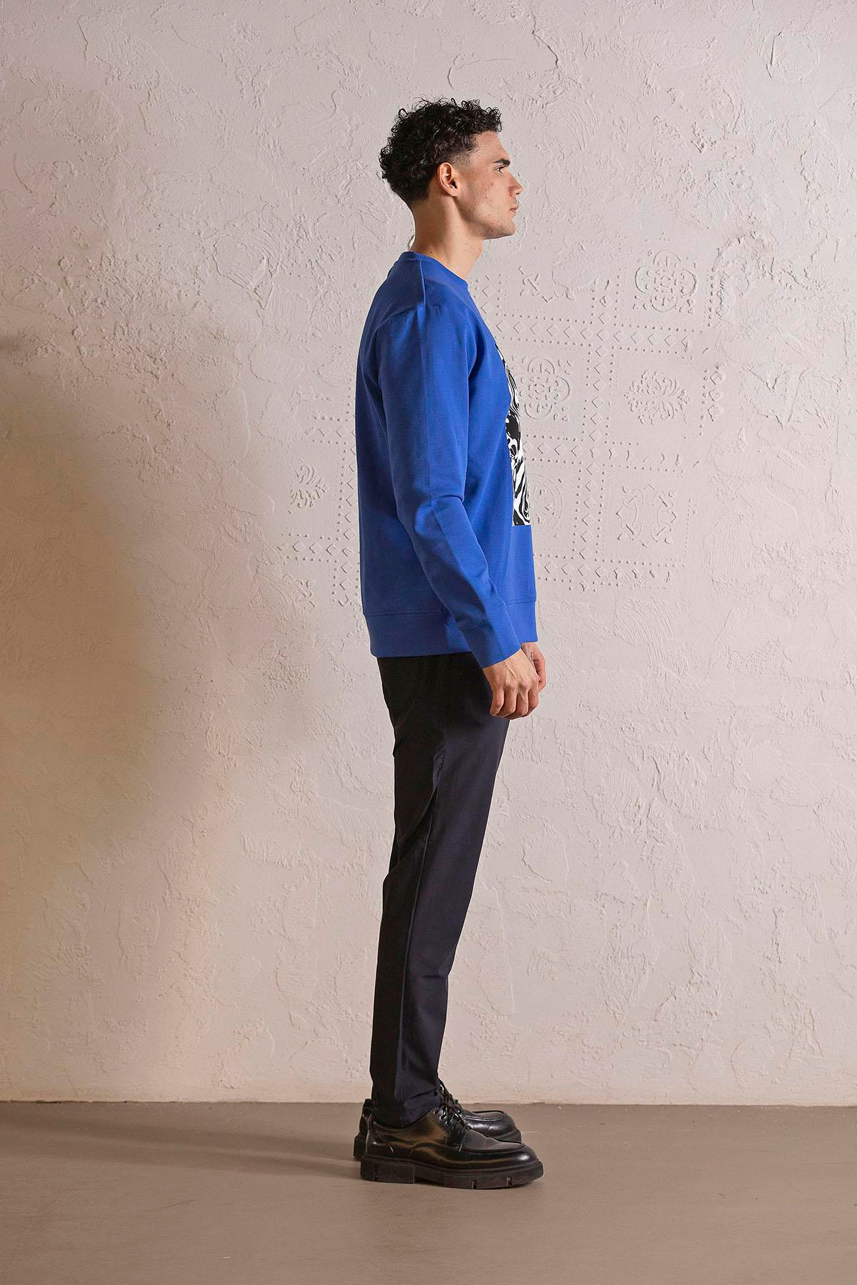 Bisiklet Yaka Siyah-Beyaz Baskılı Erkek Sweatshirt