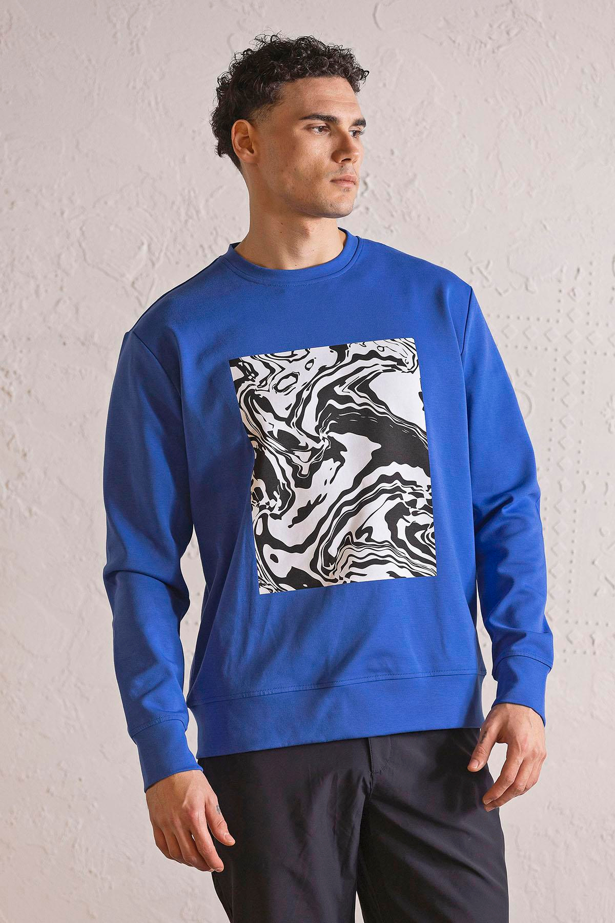 Bisiklet Yaka Siyah-Beyaz Baskılı Erkek Sweatshirt