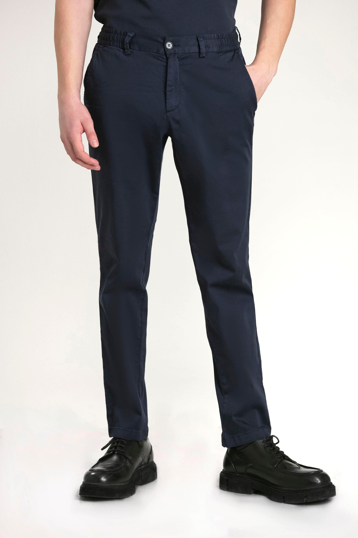 Cepli Kemer Detaylı Jogger Erkek Pantolon