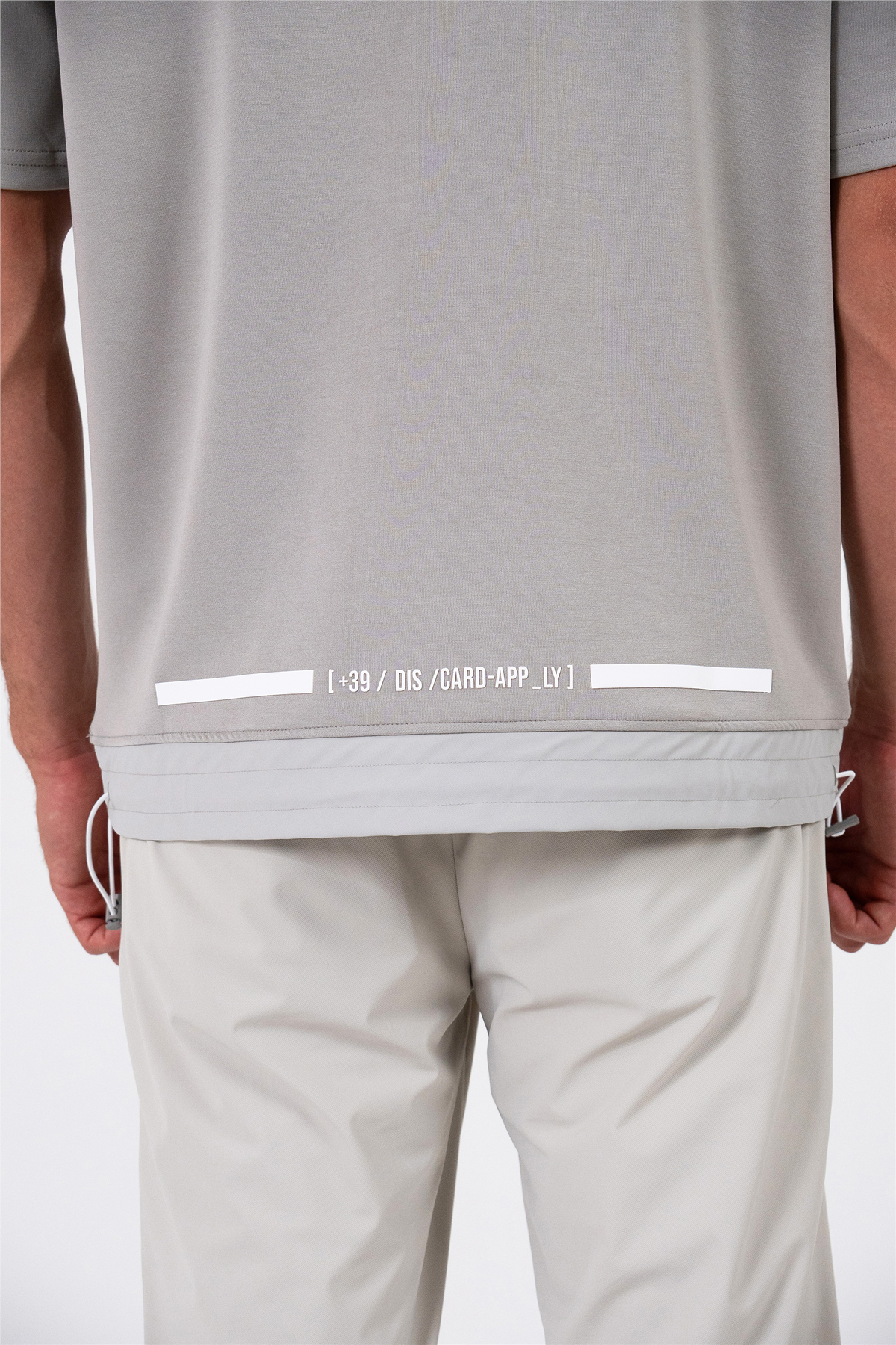 Bisiklet Yaka Etek Ucu Garni Detaylı Erkek T-shirt