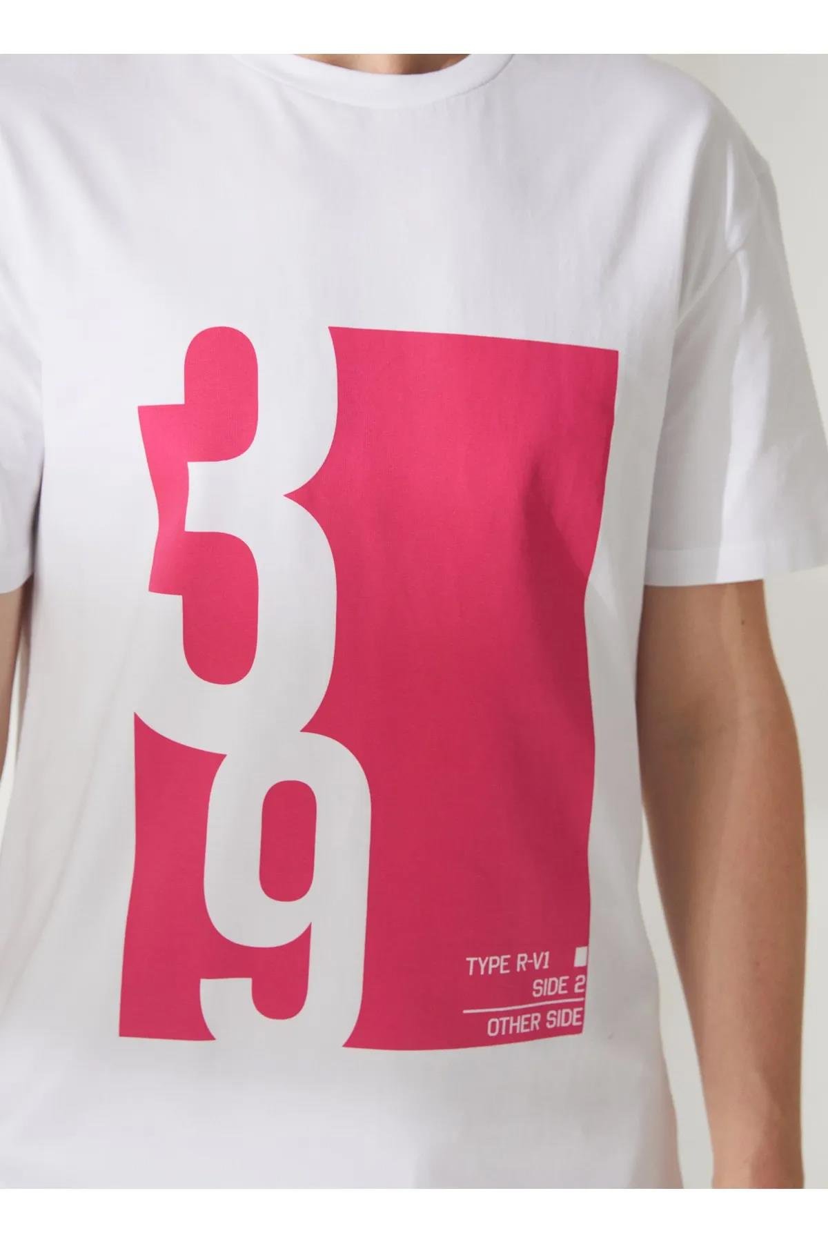 Bisiklet Yaka Baskılı Slim Fit Erkek T-shirt