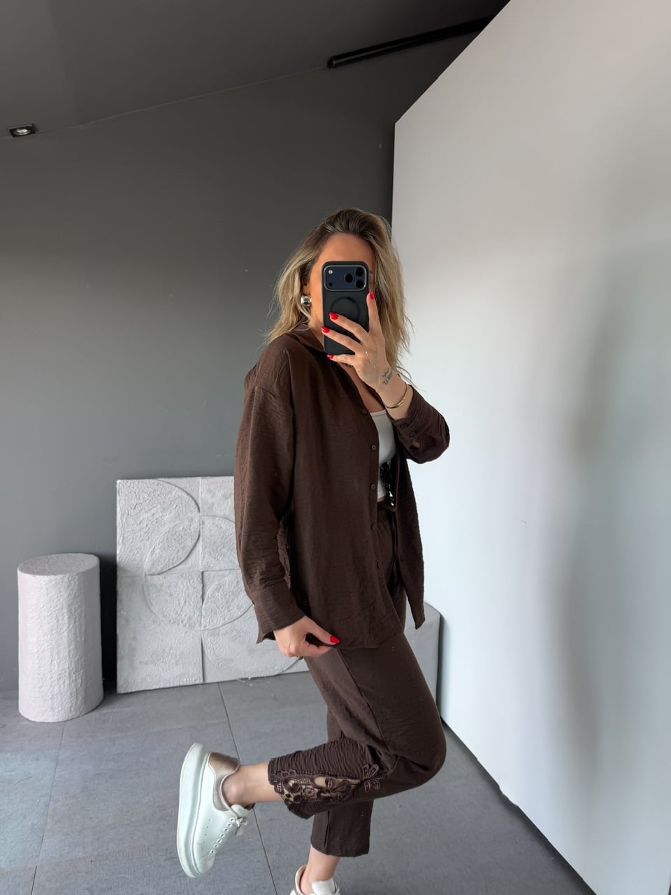Acı Kahve Dantelli Krinkıl Gömlek Pantolon Takım