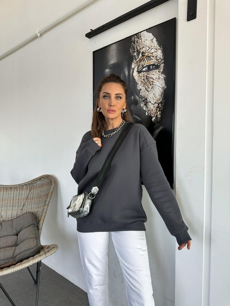 Antrasit Basic Bisiklet Yaka Sweatshirt