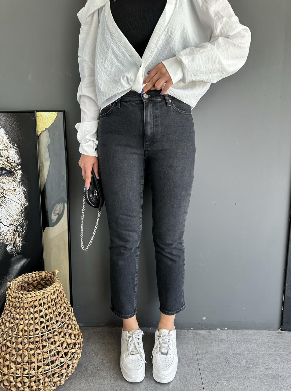 Antrasit Mom Slim Fit Jean