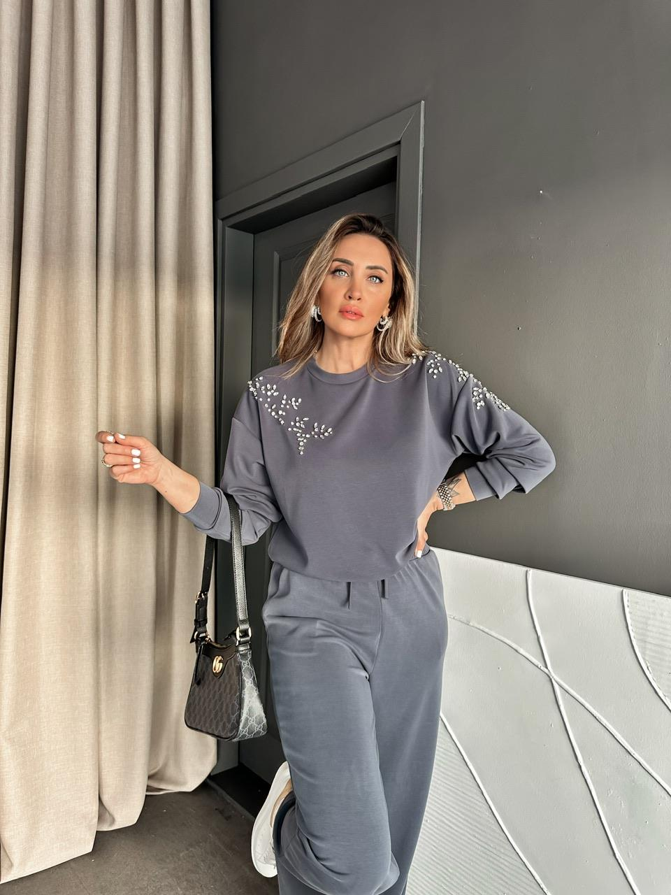 Antrasit Omuzları Serpme Taşlı Premium Takım