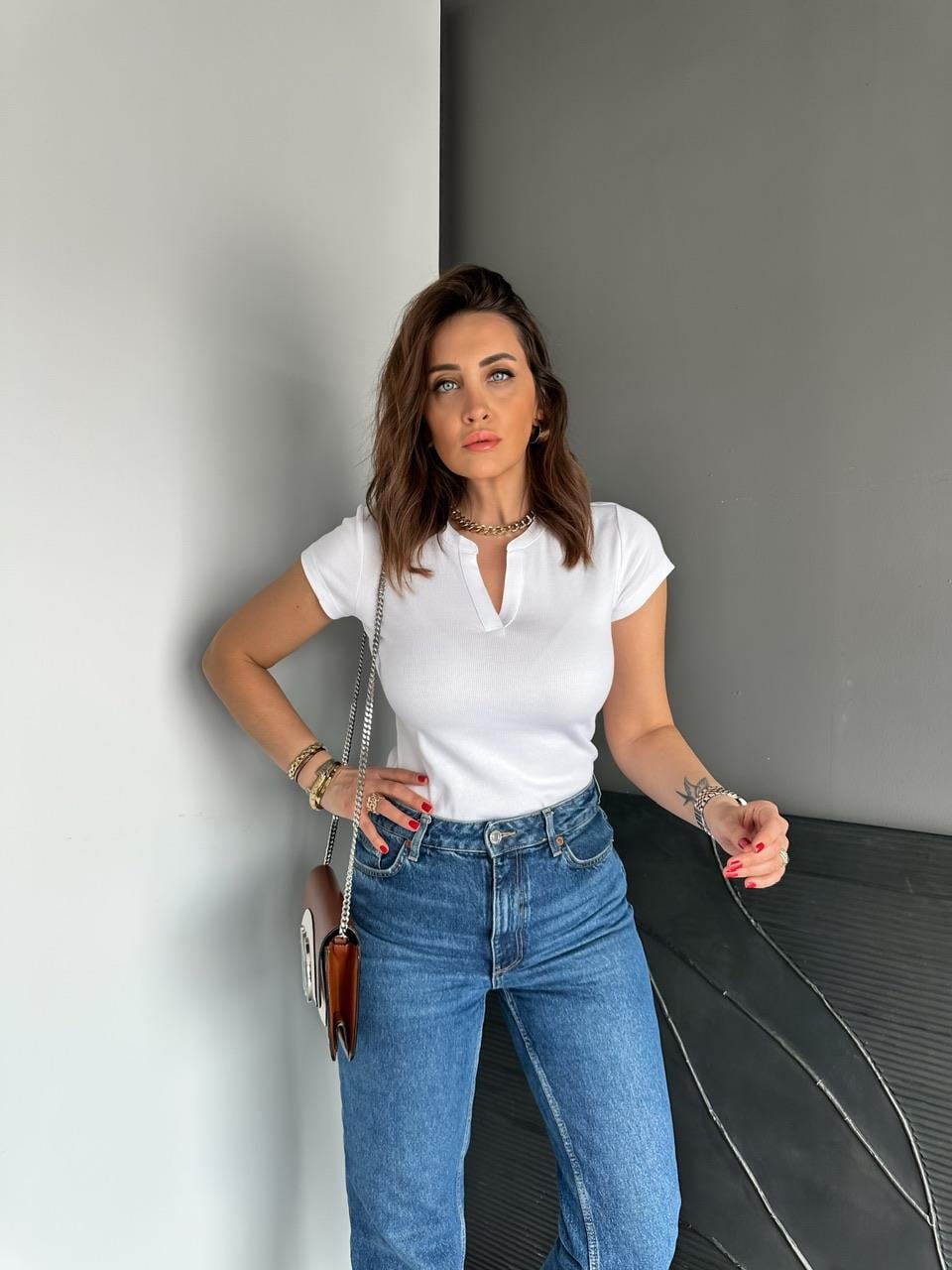 Beyaz Damla Yaka Cotton Tshirt