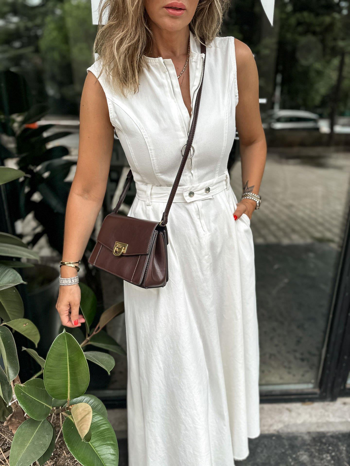 Beyaz Fermuarlı Asimetrik Premium Elbise