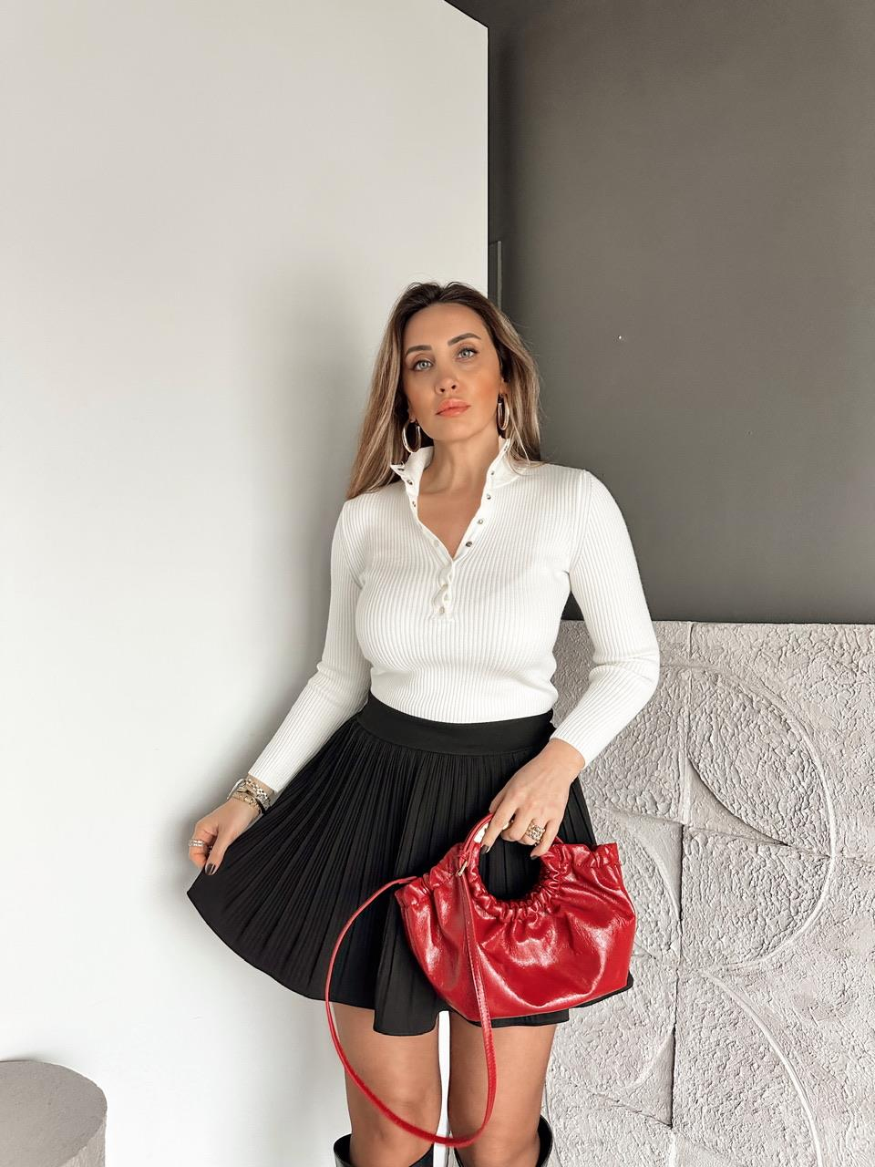 Beyaz Gold Çıtçıtlı Fitilli Kazak