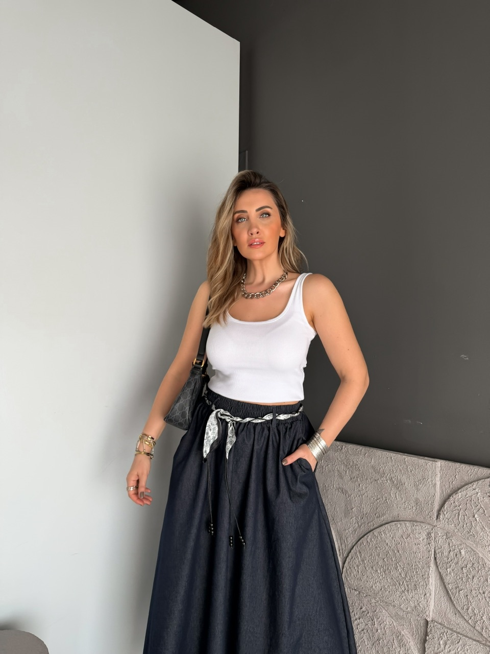 Beyaz İnce Askılı Biyeli Atlet