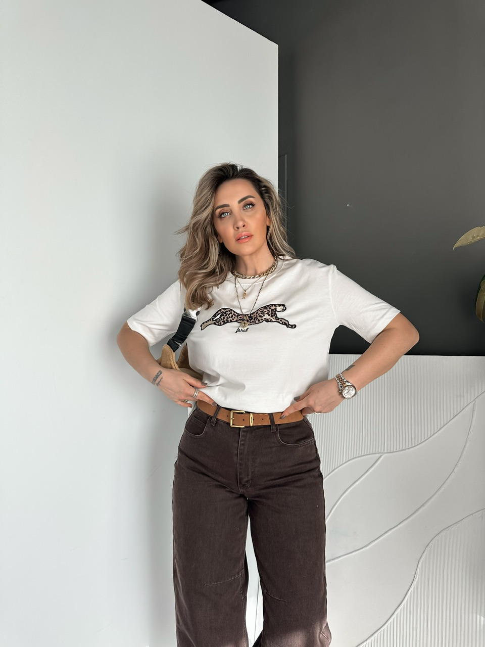 Beyaz Kaplan Figürlü Tshirt