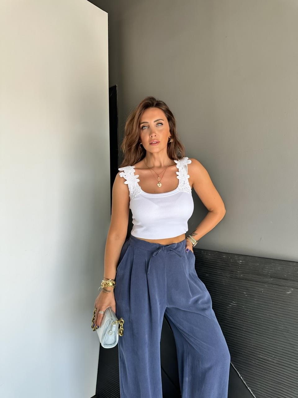 Beyaz Omuzları Dnatelli Atlet