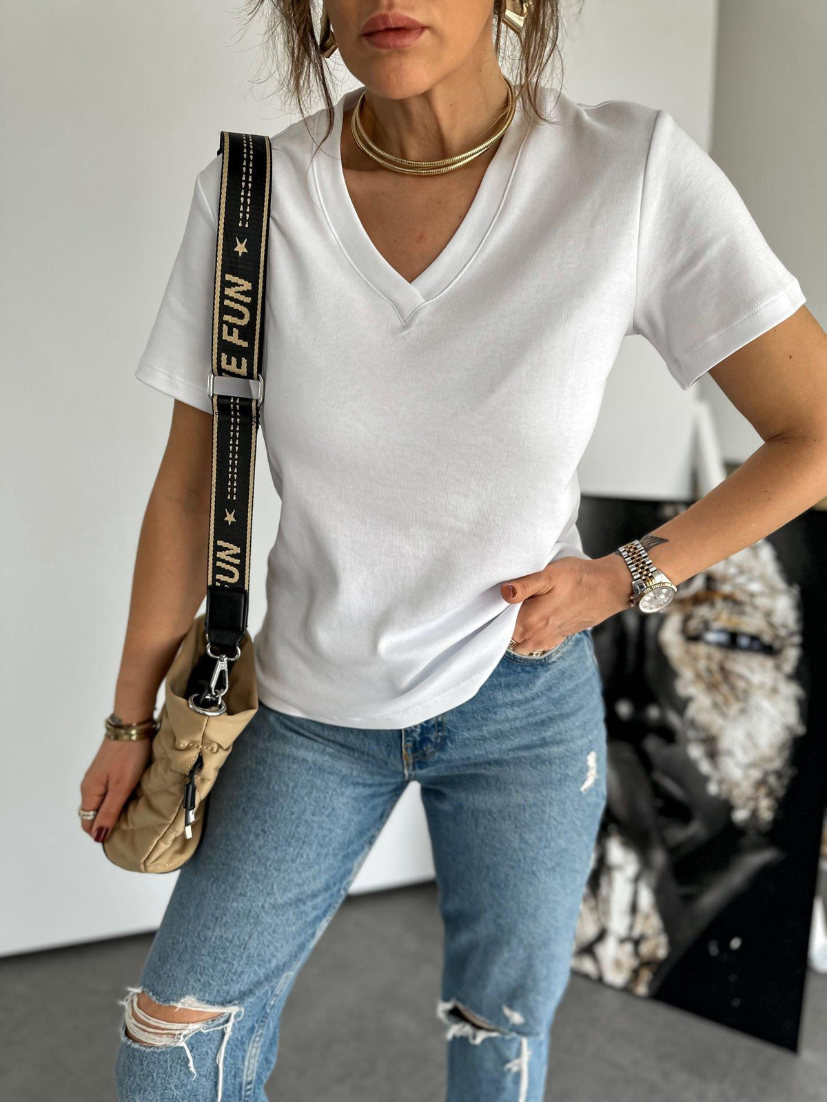 Beyaz V Yaka Organic Cotton Tshirt