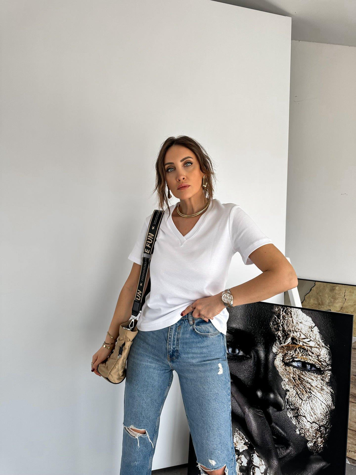 Beyaz V Yaka Organic Cotton Tshirt