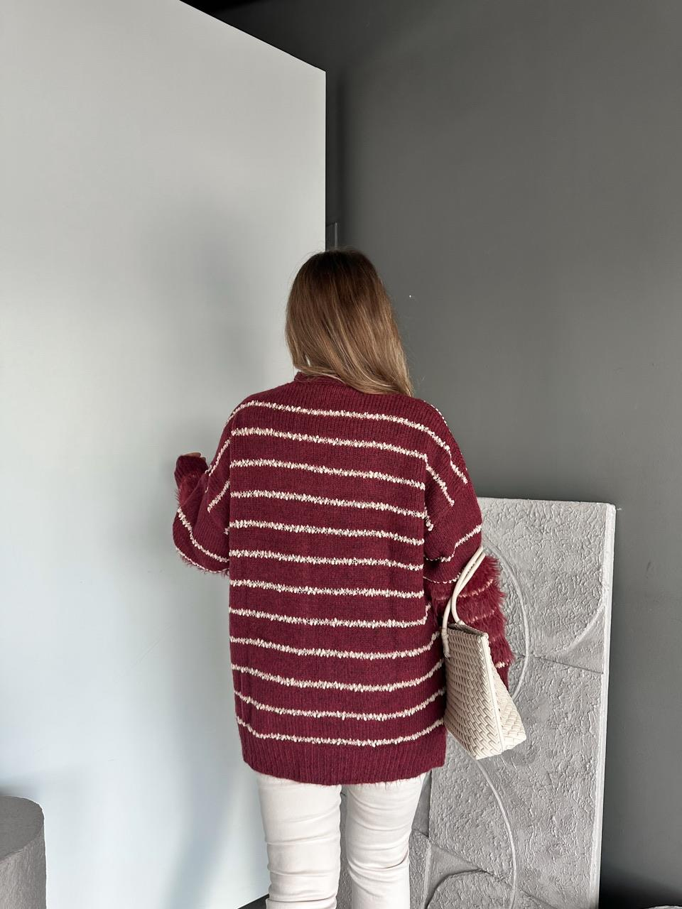 Bordo Çizgili Kürklü Hırka