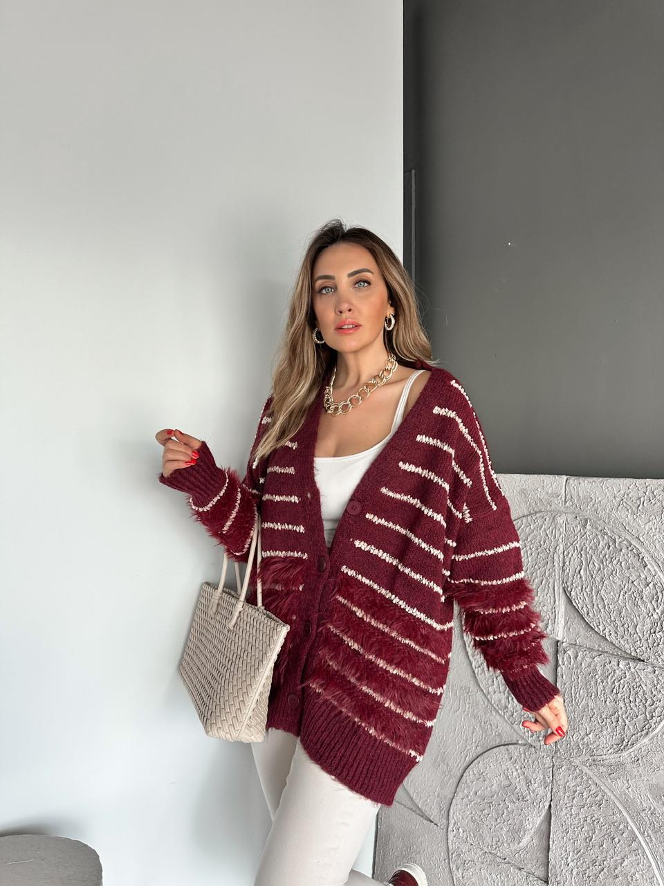 Bordo Çizgili Kürklü Hırka
