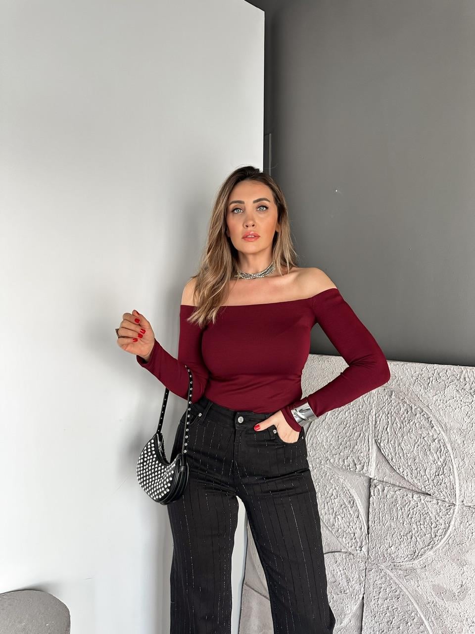 Bordo Madonna Yaka Likralı Bluz
