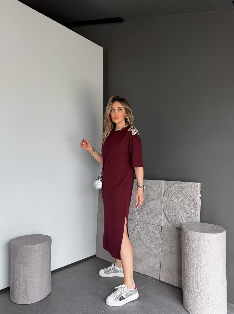 Bordo Omuzları Yıldız Taşlı Modal Elbise