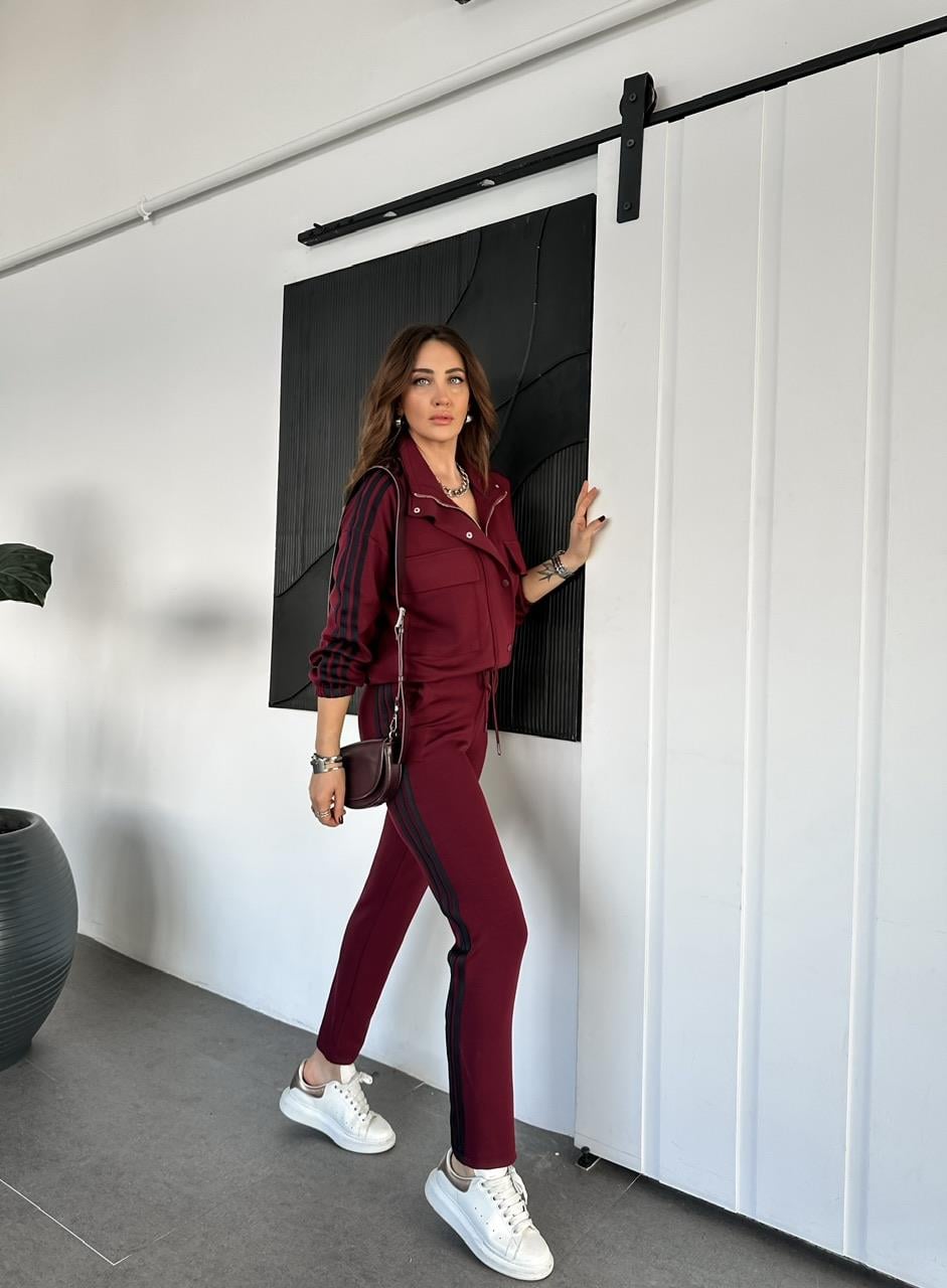 Bordo Şeritli Kapak Cepli Takım