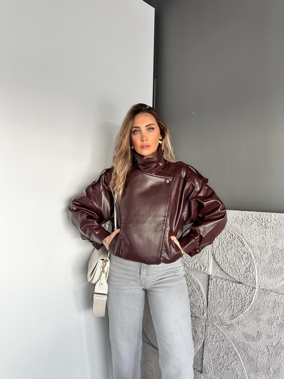 Bordo Yakası Düğmeli Marka Model Deri Ceket