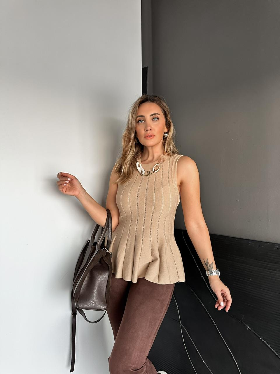 Camel Belden Oturtmalı Volanlı Bluz