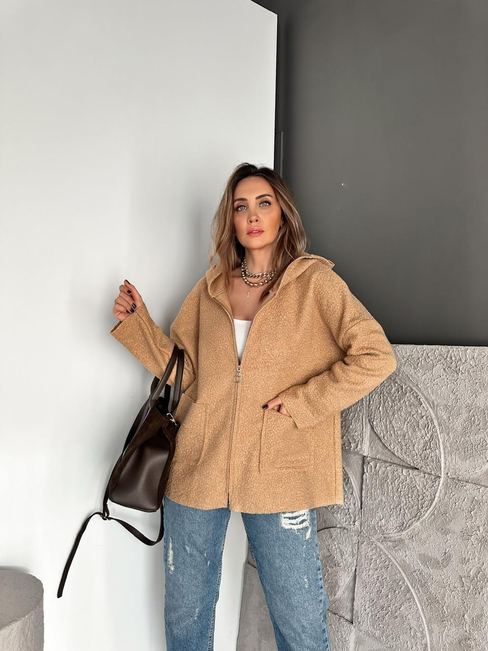 Camel Kapşonlu Fermuarlı Buklet Kaban