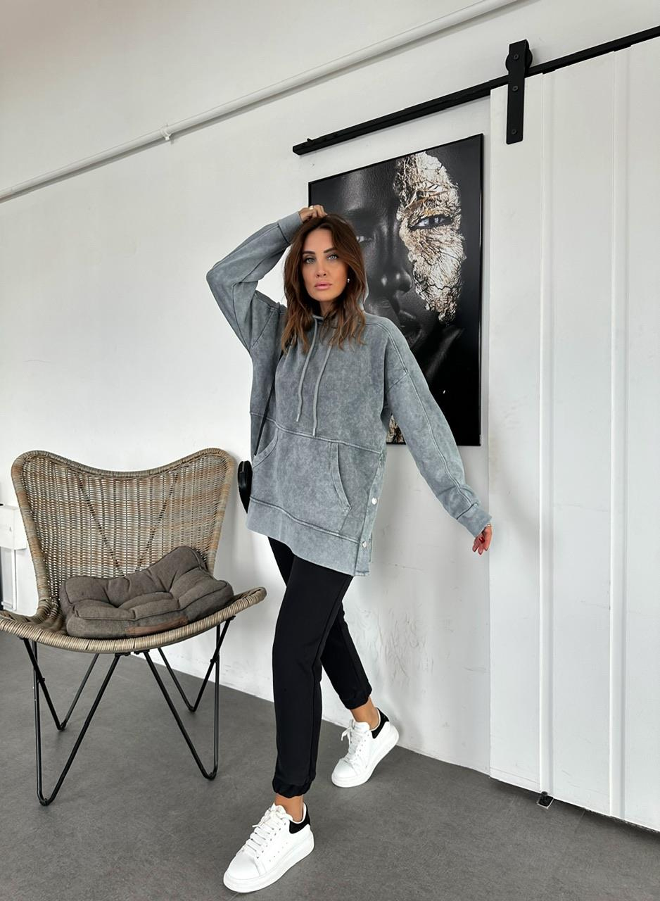 Gri Çıtçıtlı Yıkamalı Sweatshirt