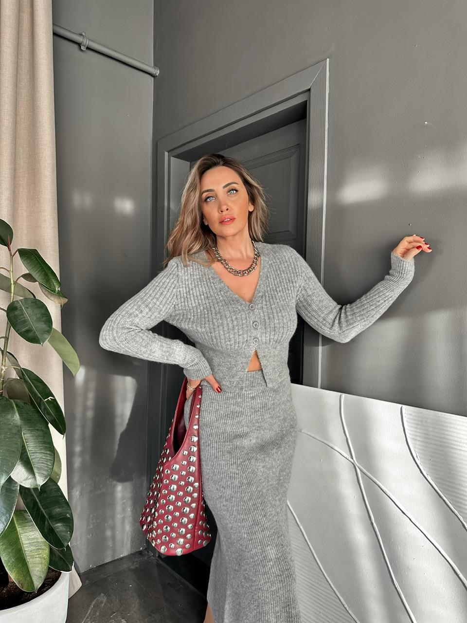 Gri Hırka Etek Triko Takım
