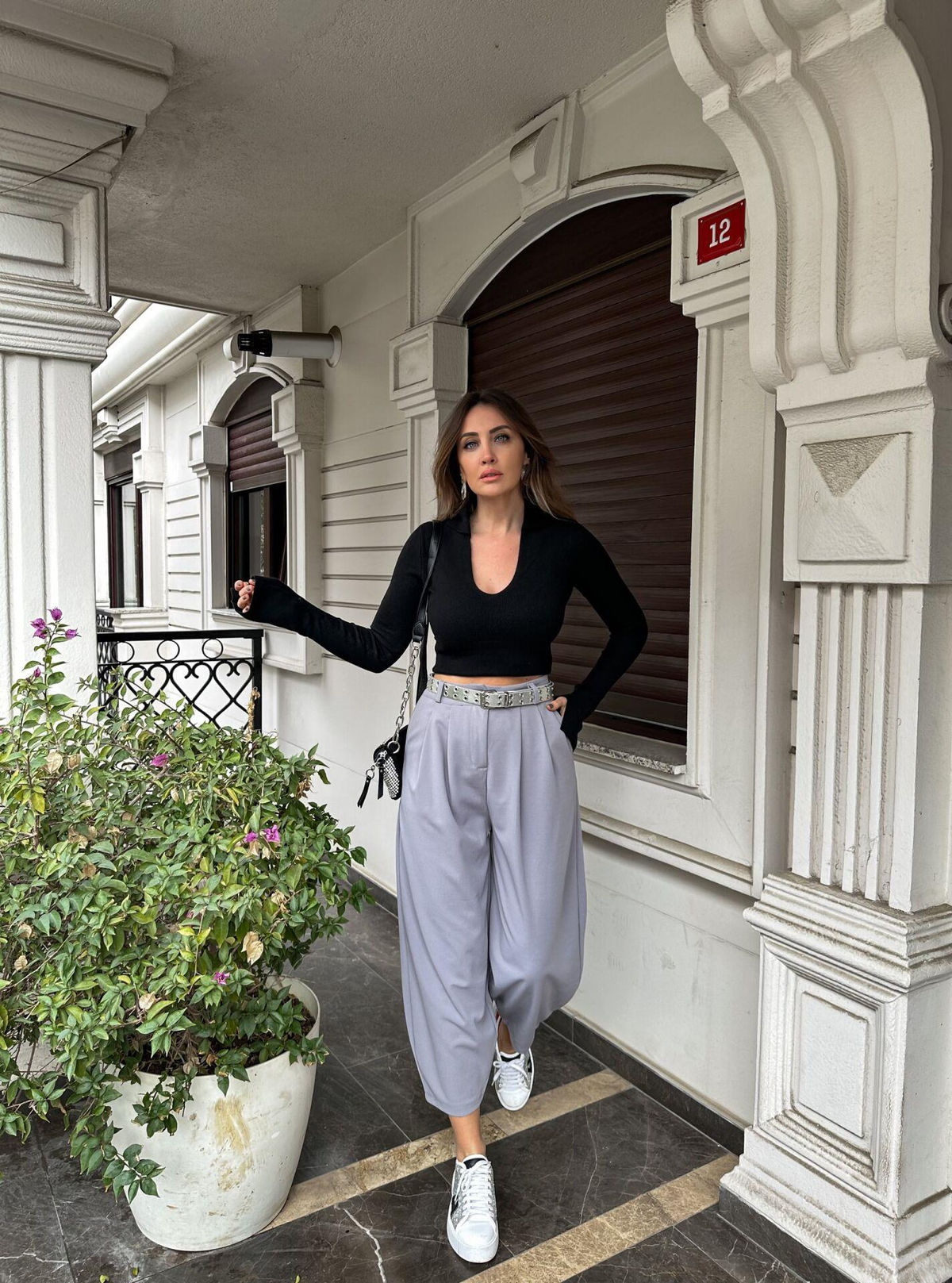 Gri Şalvar Kesim Cepli Pantolon