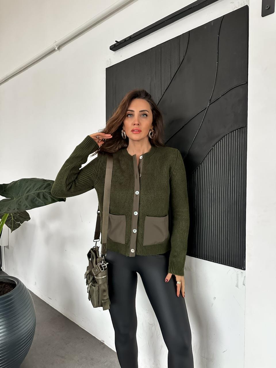 Haki Paraşüt Detaylı Cepli Hırka 