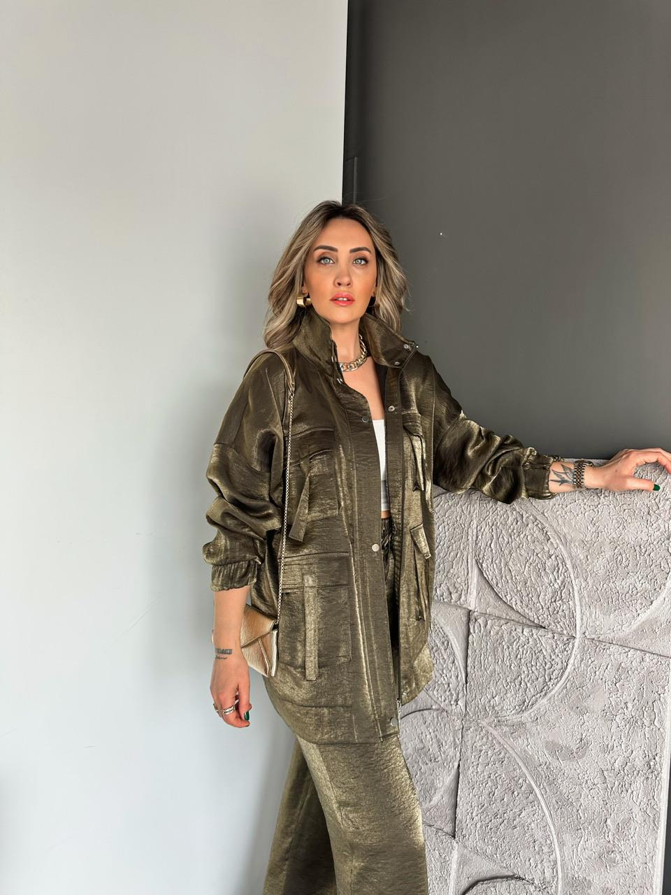 Haki Parlak Dokulu Safari Takım