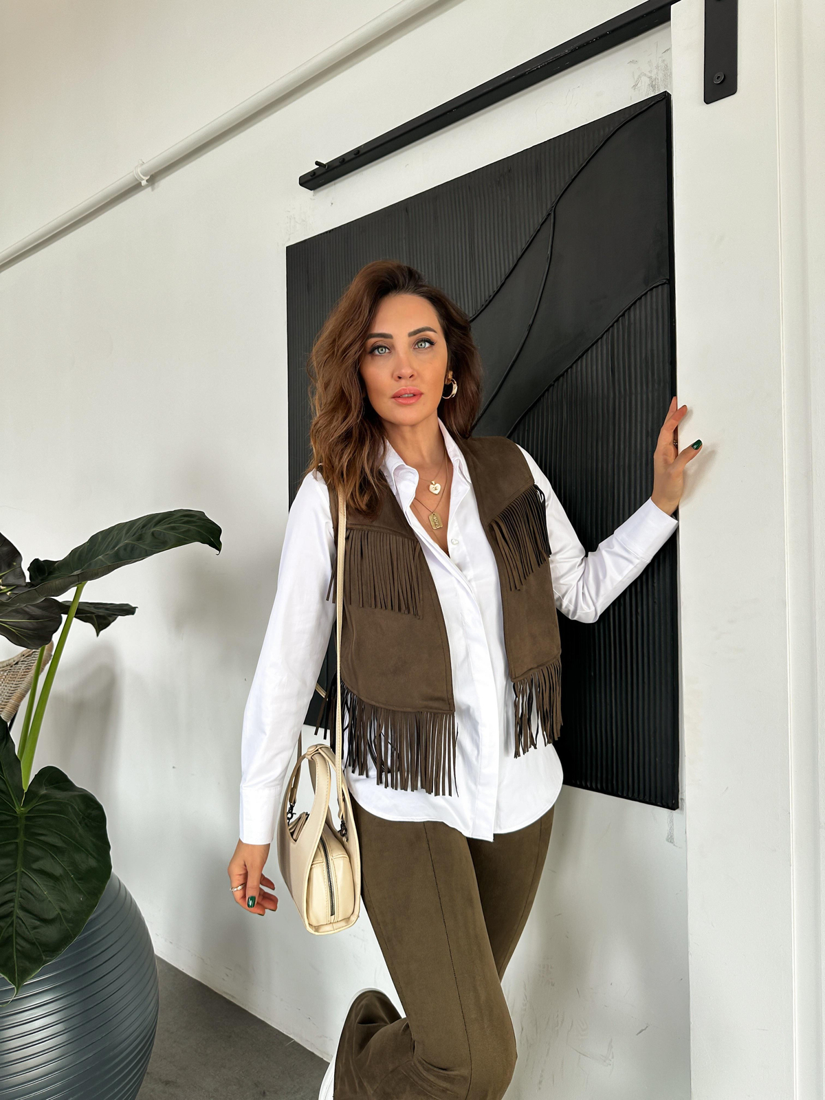 Haki Püsküllü Yelekli Takım