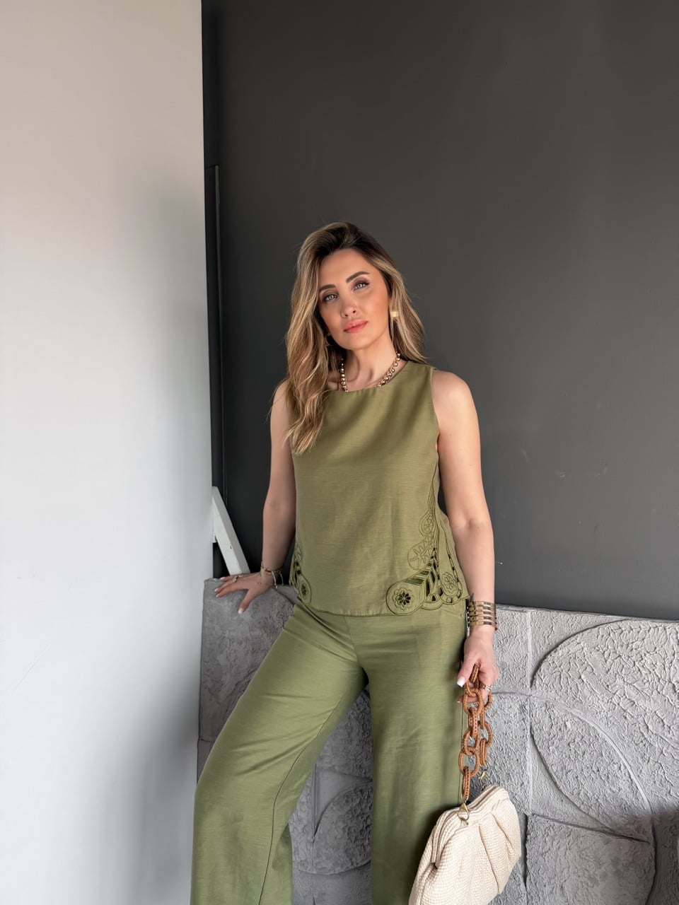 Haki Sıfır Kol Nakış Parçalı Keten Takım