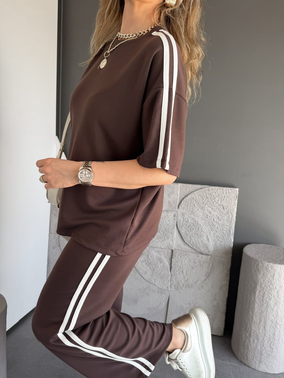 Kahve Beyaz Biyeli Modal Basic Takım
