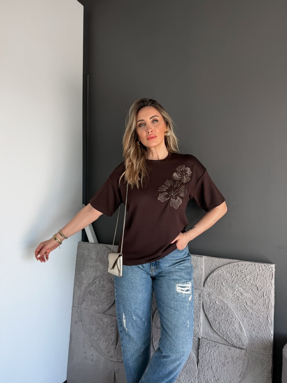 Kahve Boru Boncuklu Marka Model Tshirt