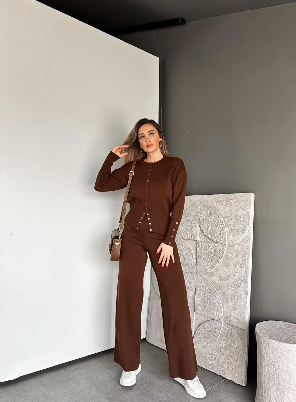 Kahve Çıtçıt Detaylı Triko Takım