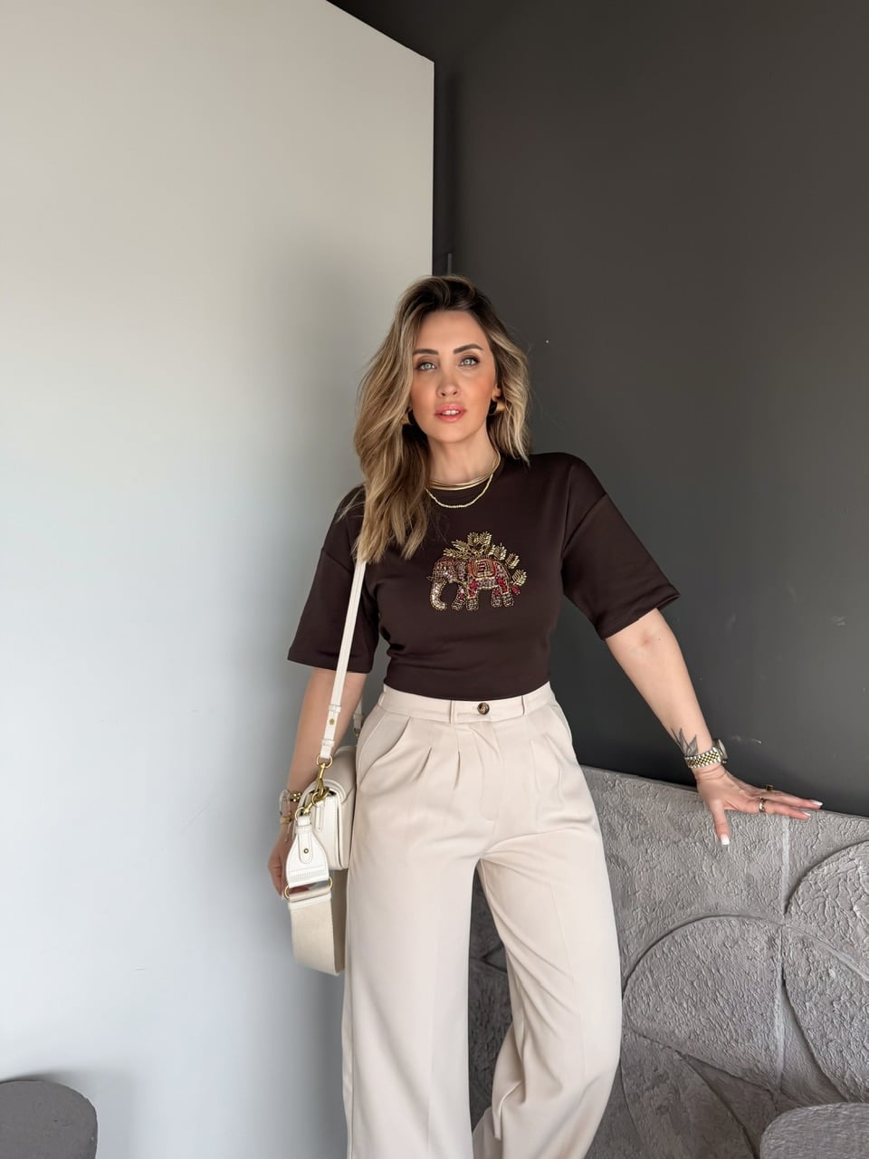 Kahve Fil Nakışlı Cotton Tshirt