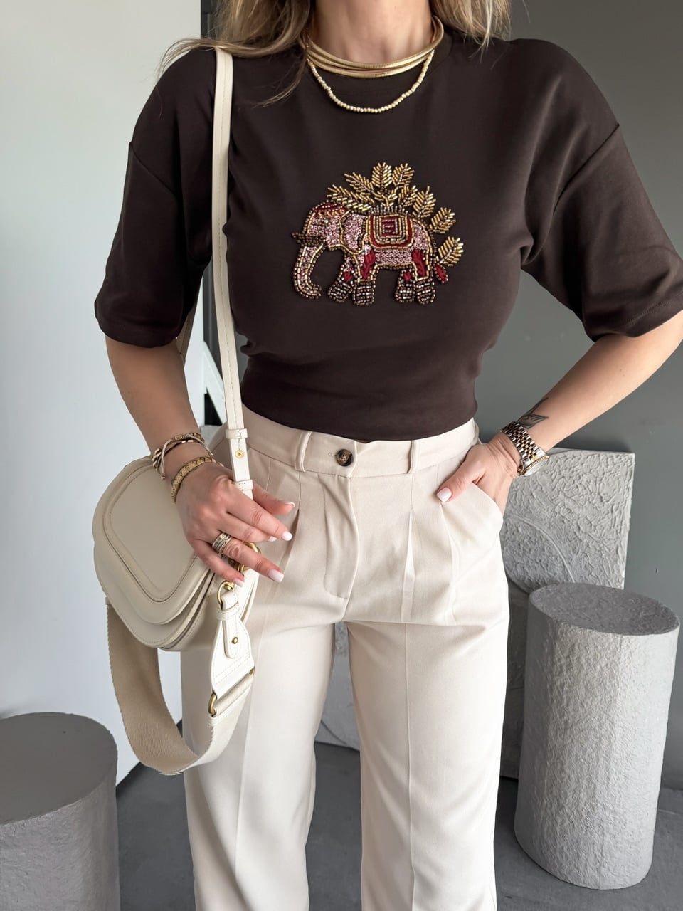 Kahve Fil Nakışlı Cotton Tshirt