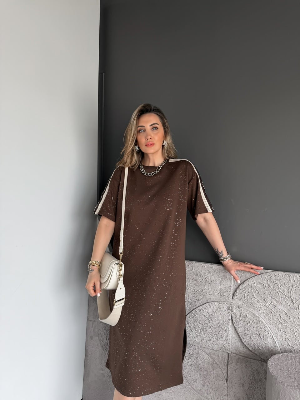 Kahve Işıltılı Şeritli Modal Elbise