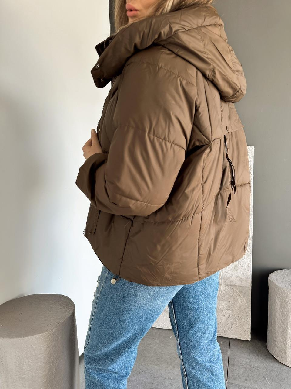 Kahve Kapşonlu Aksesuarlı Şişme Mont