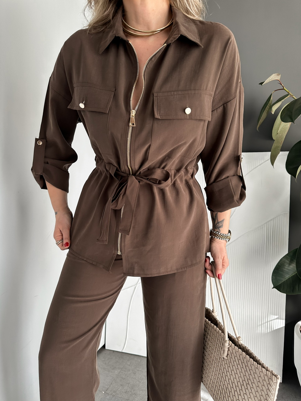 Kahve Manşetli Fermuarlı Casual Takım