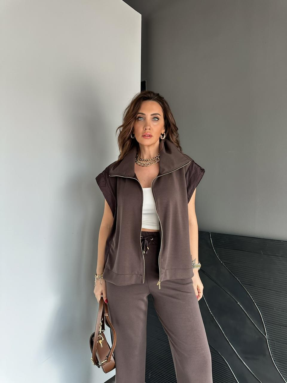 Kahve Paraşüt Detaylı Yelekli Takım