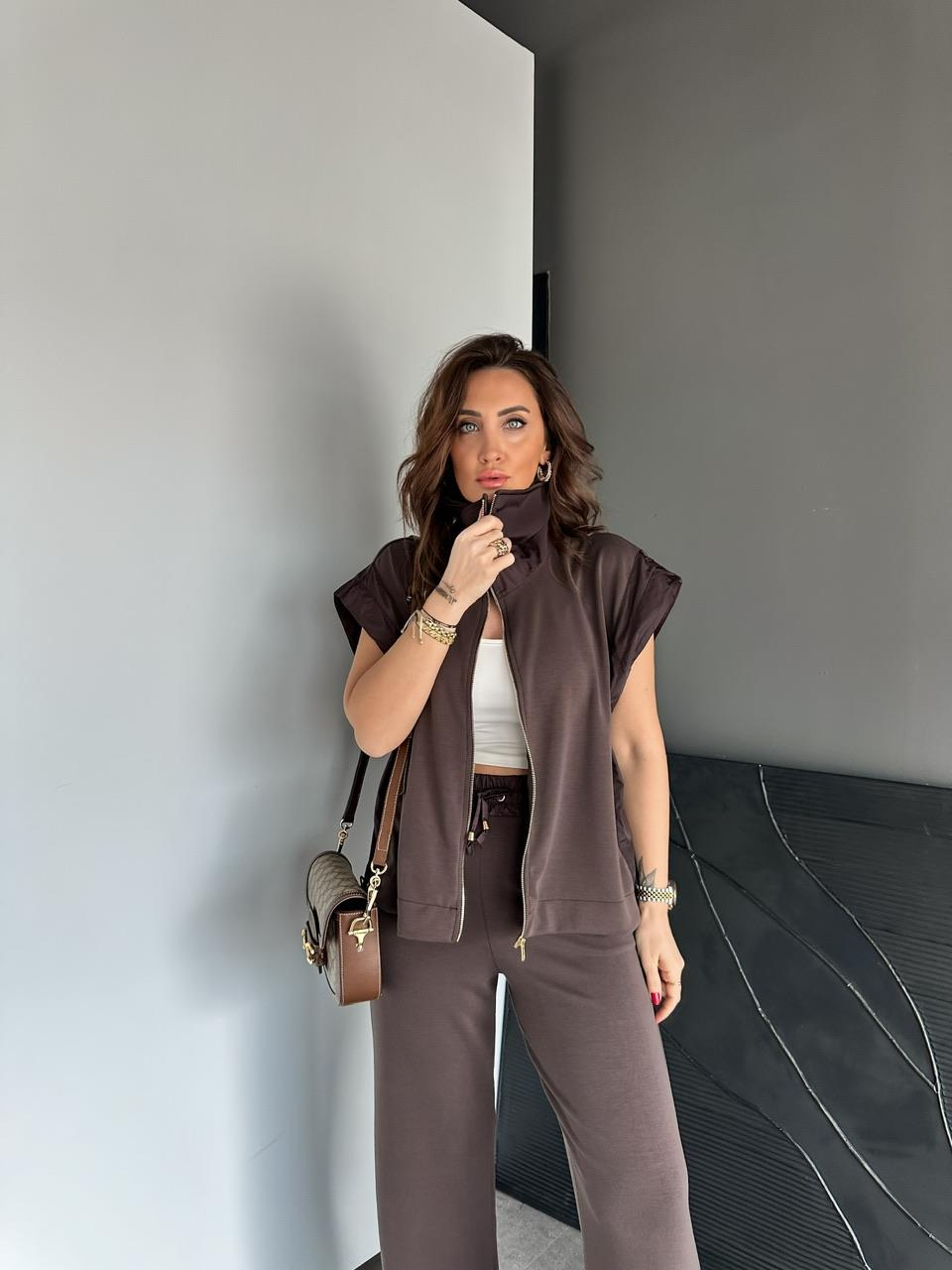 Kahve Paraşüt Detaylı Yelekli Takım