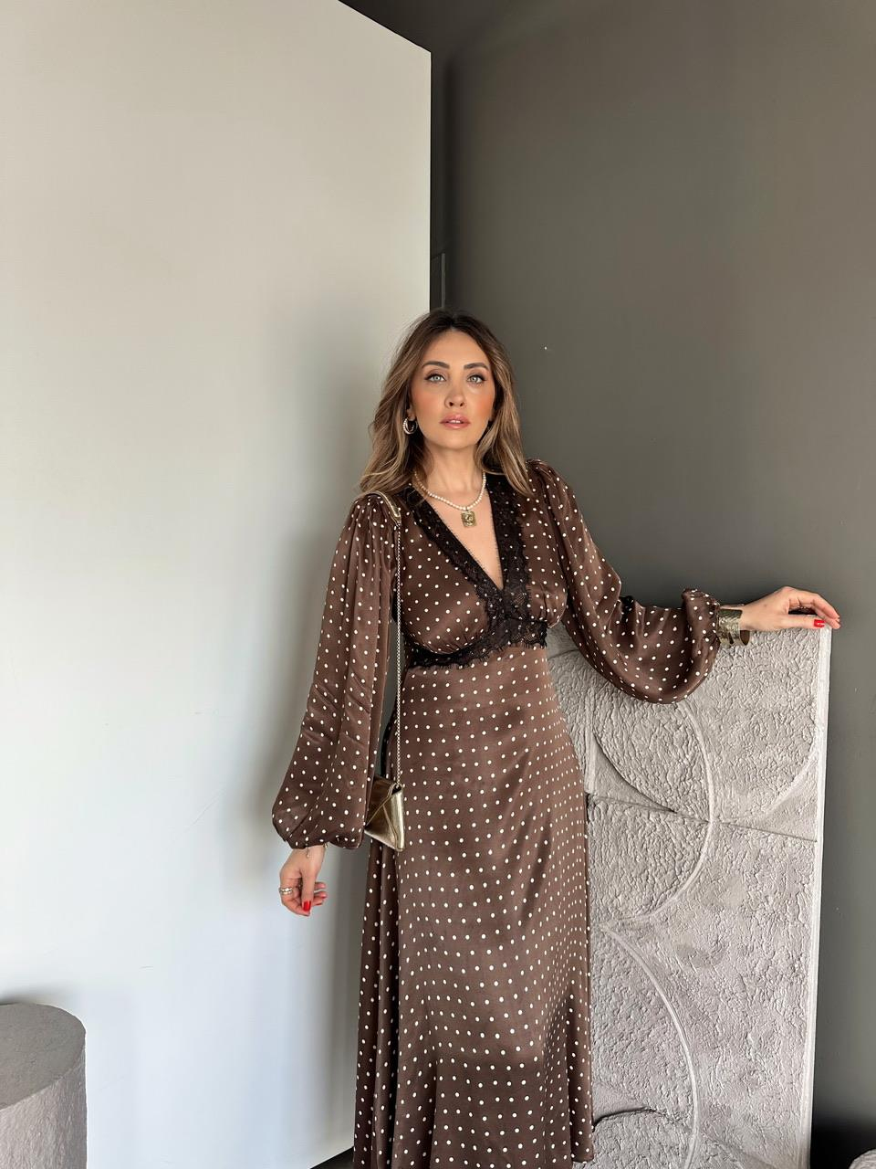 Kahve Puantiyeli Dantelli Saten Elbise