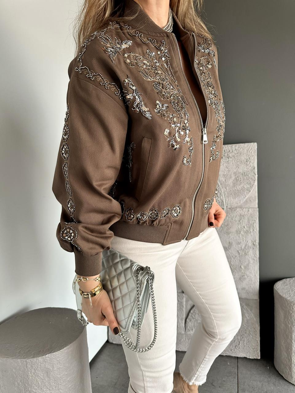 Kahve Pul İşlemeli Bomber Ceket