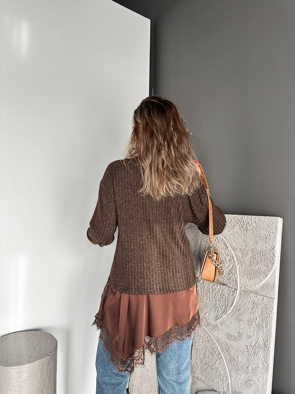 Kahve Saten Parçalı Kaşkorse Bluz