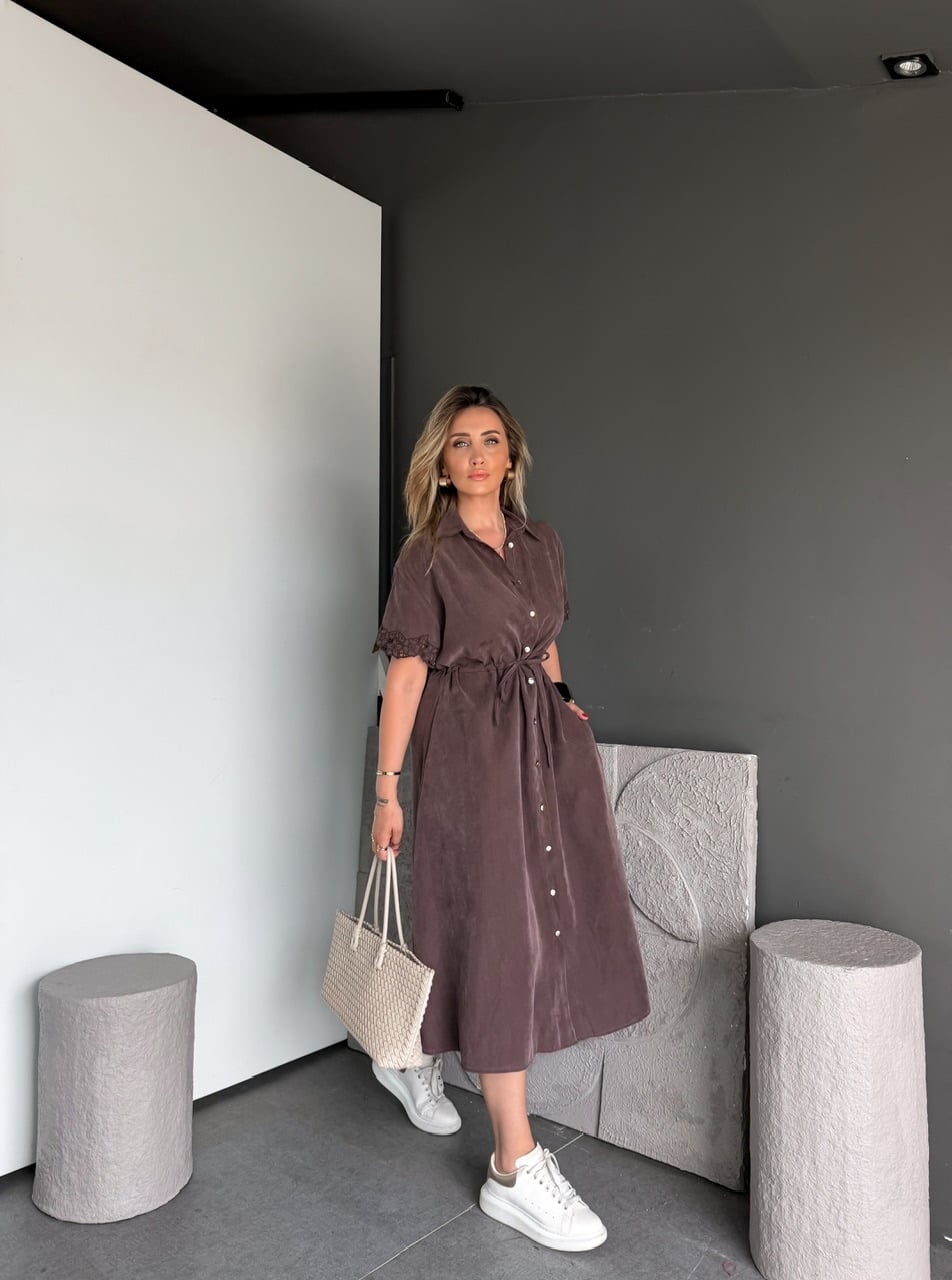 Kahve Taşlanmış Kolları Nakışlı Elbise