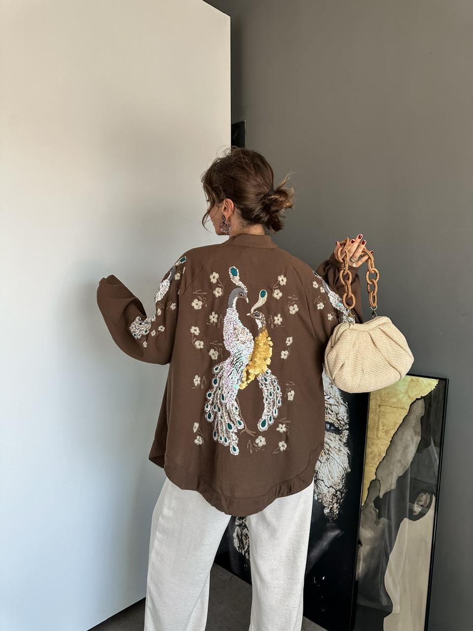 Kahve Tavus Kuşu İşlemeli Keten Kimono