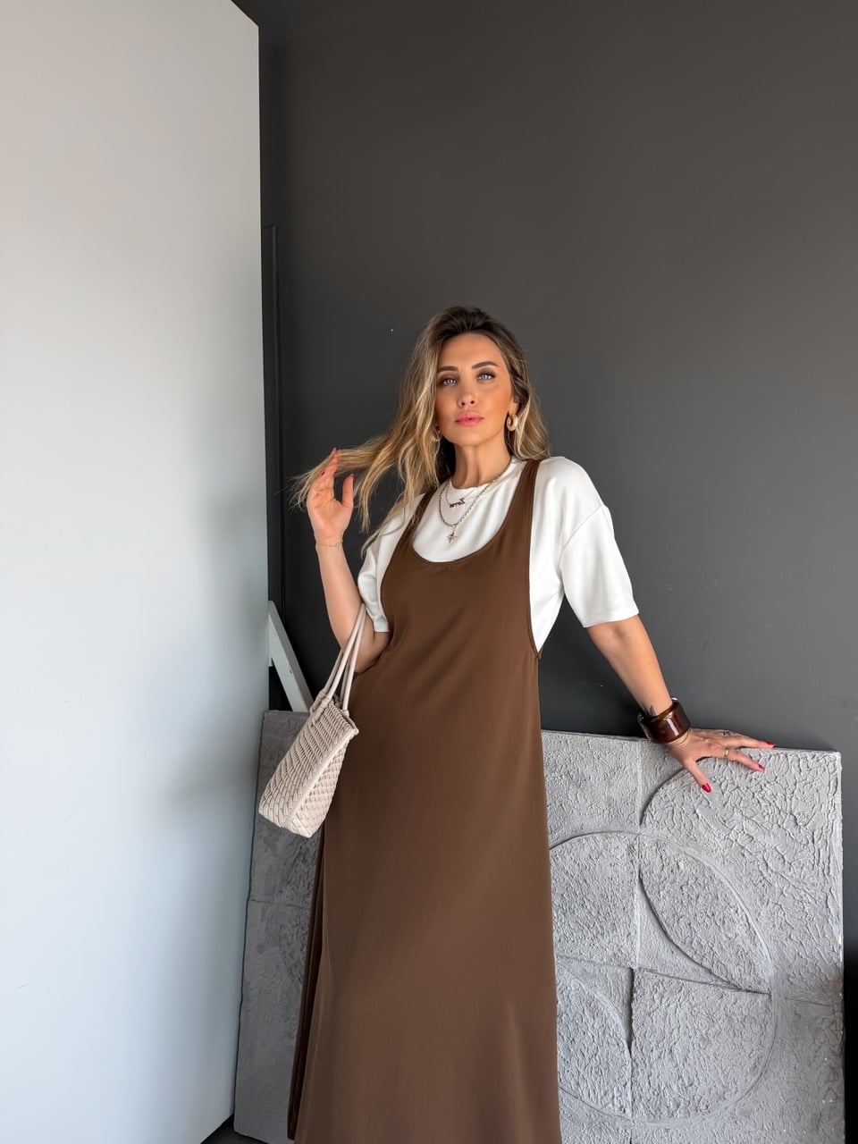 Kahve Tshirtlü Askılı Basic Elbise